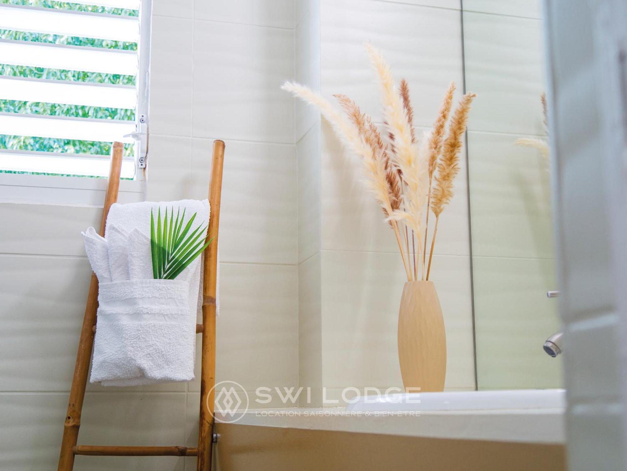 Appartement SWI LODGE VUE SUR MER Le Moule Exterior foto